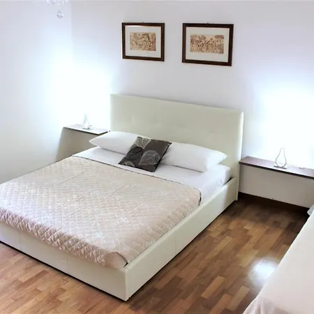Appartement Vatican Area House